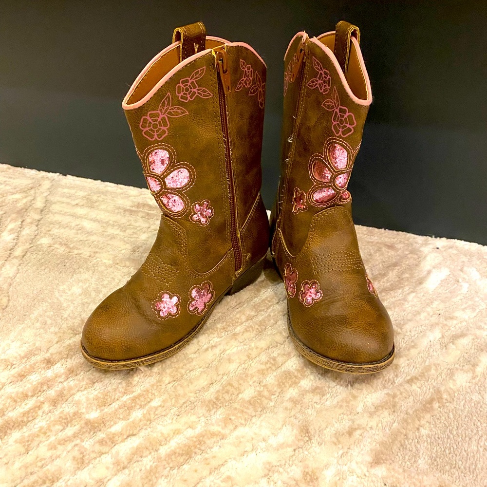 Girls boots Size 10